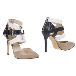 MICHEAL MICHEAL KORS ANKLE  WOMEN"S BOOT
